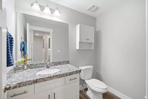 Bath - 9283 S Bennington Ct, Sandy, UT 84094 photo 1 of 5