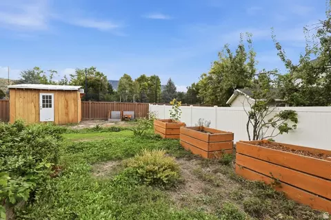 Exterior - 274 E 1600 N, Orem, UT 84057 photo 10 of 17