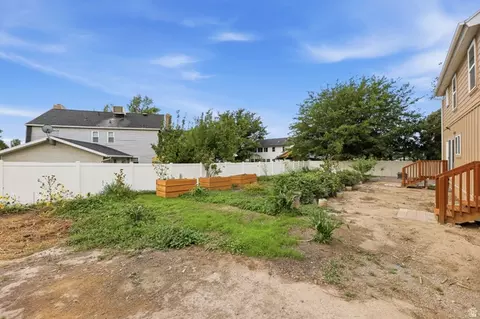 Exterior - 274 E 1600 N, Orem, UT 84057 photo 11 of 17