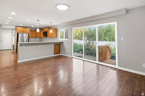 Living - 274 E 1600 N, Orem, UT 84057 photo 6 of 8