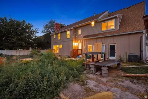 Exterior - 274 E 1600 N, Orem, UT 84057 photo 14 of 17