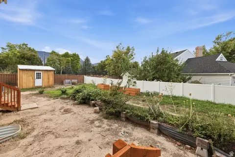 Exterior - 274 E 1600 N, Orem, UT 84057 photo 7 of 17