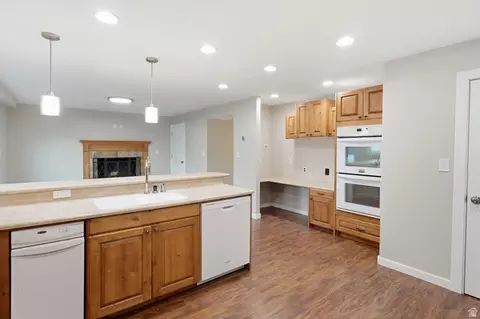 Kitchen - 274 E 1600 N, Orem, UT 84057 photo 3 of 4