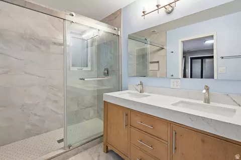 Bath - 274 E 1600 N, Orem, UT 84057 photo 3 of 3