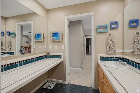 Bath - 11751 S 1700 E, Sandy, UT 84092 photo 7 of 8