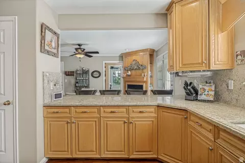 Kitchen - 11751 S 1700 E, Sandy, UT 84092 photo 3 of 4