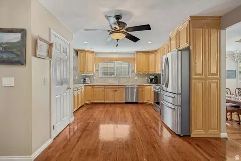 Kitchen - 11751 S 1700 E, Sandy, UT 84092 photo 1 of 4