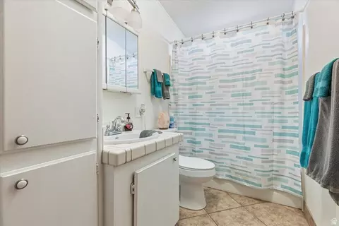 Bath - 230 S 475 E, Enterprise, UT 84725 photo 3 of 3