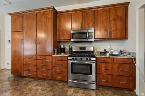 Kitchen - 230 S 475 E, Enterprise, UT 84725 photo 1 of 3