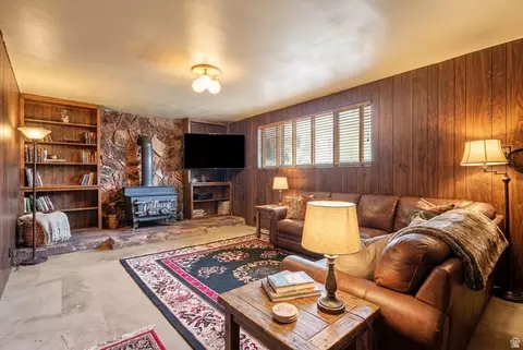 Living - 1064 W 180 N, Orem, UT 84057 photo 5 of 6