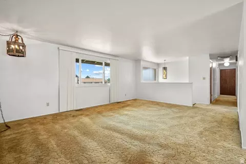 Living - 1064 W 180 N, Orem, UT 84057 photo 3 of 6