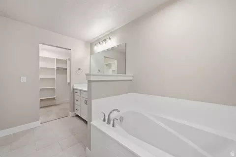 Bath - 3375 E Baywater Dr #516, Eagle Mountain, UT 84005 photo 2 of 3