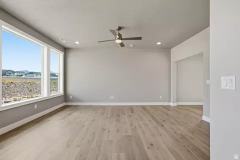 Living - 3375 E Baywater Dr #516, Eagle Mountain, UT 84005 photo 2 of 3