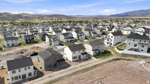 View/Area - 3375 E Baywater Dr #516, Eagle Mountain, UT 84005 photo 5 of 7