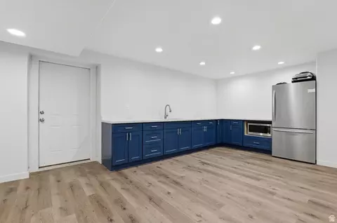 Kitchen - 7275 N Evans Ranch Dr, Eagle Mountain, UT 84005 photo 4 of 4