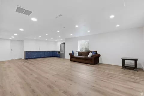 Living - 7275 N Evans Ranch Dr, Eagle Mountain, UT 84005 photo 4 of 5