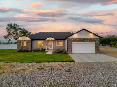 Exterior - 3981 E 3500 S, Vernal, UT 84078 photo 9 of 10