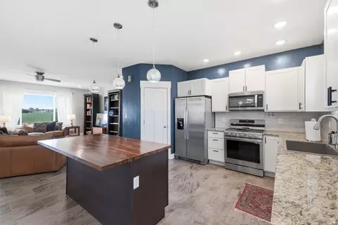 Kitchen - 3981 E 3500 S, Vernal, UT 84078 photo 3 of 3