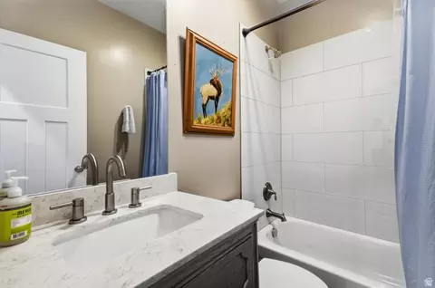 Bath - 3981 E 3500 S, Vernal, UT 84078 photo 6 of 6