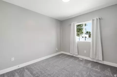 Bedroom - 3981 E 3500 S, Vernal, UT 84078 photo 4 of 7