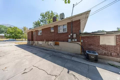 Exterior - 2985 Jackson Ave, Ogden, UT 84403 photo 3 of 5