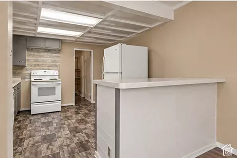 Kitchen - 2345 Eccles Ave, Ogden, UT 84401 photo 2 of 4