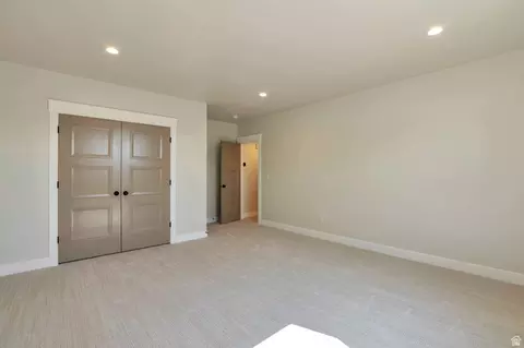 Bedroom - 286 W Summerhill Ln, Centerville, UT 84014 photo 7 of 7