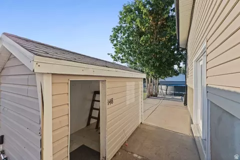 Exterior - 417 E Vine, Tooele, UT 84074 photo 5 of 6
