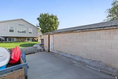 Exterior - 417 E Vine, Tooele, UT 84074 photo 4 of 6