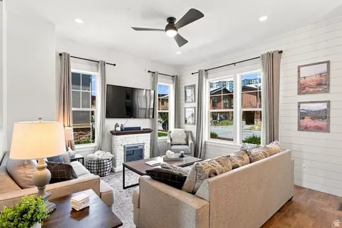 Living - 1053 W Wasatch Spring Rd, Hideout, UT 84036 photo 1 of 6