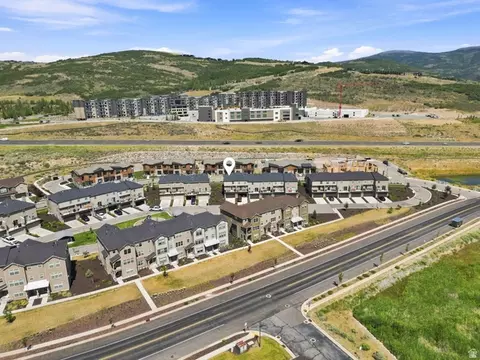 View/Area - 1053 W Wasatch Spring Rd, Hideout, UT 84036 photo 2 of 2