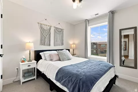 Bedroom - 1053 W Wasatch Spring Rd, Hideout, UT 84036 photo 4 of 7