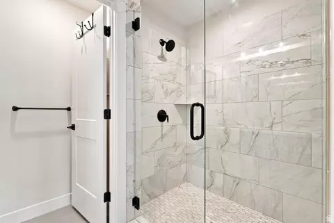 Bath - 1053 W Wasatch Spring Rd, Hideout, UT 84036 photo 3 of 7