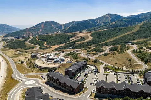 2303 Deer Hollow Rd #2110, Park City, UT 84060