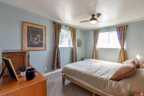 Bedroom - 873 S 400 W, Bountiful, UT 84010 photo 1 of 4