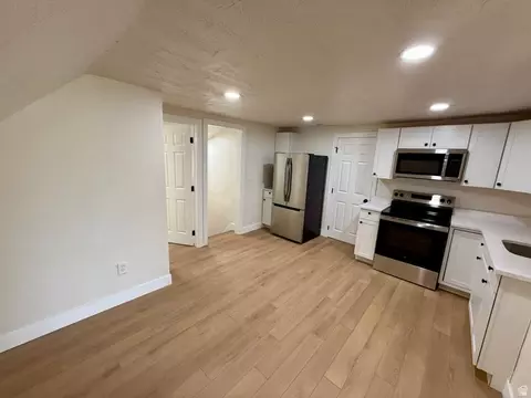 Kitchen - 660 E 23rd St S, Ogden, UT 84401 photo 5 of 6