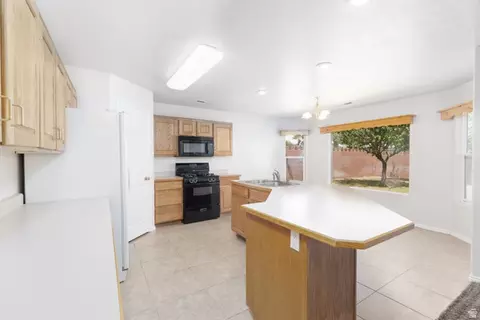 Kitchen - 2137 E 10 S, Saint George, UT 84790 photo 1 of 3