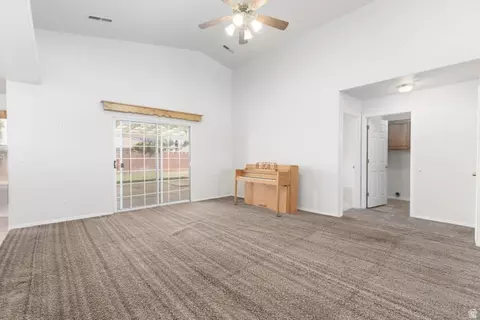 Living - 2137 E 10 S, Saint George, UT 84790 photo 2 of 3