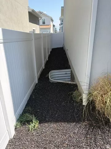Exterior - 4882 E Lake Corner Dr, Eagle Mountain, UT 84005 photo 5 of 5