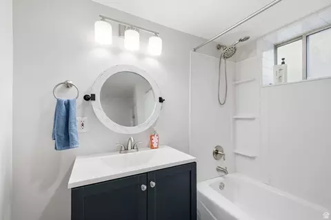 Bath - 4612 S 600 E, Murray, UT 84107 photo 7 of 7
