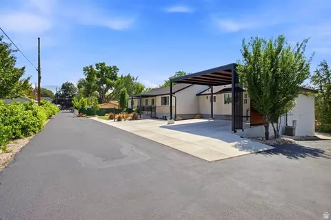 Exterior - 4612 S 600 E, Murray, UT 84107 photo 4 of 12