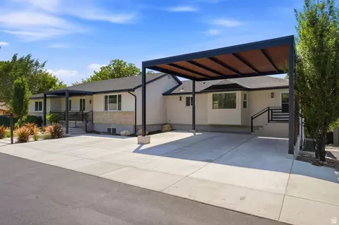 Exterior - 4612 S 600 E, Murray, UT 84107 photo 3 of 12