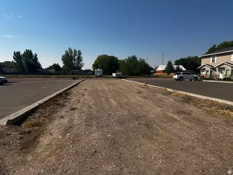 80 E 500 S, Vernal, UT 84078 photo 6