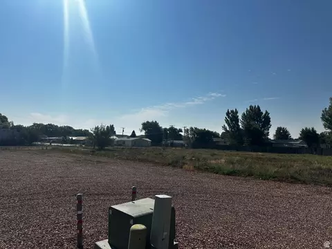 80 E 500 S, Vernal, UT 84078 photo 3