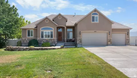 304 E Box Elder Dr, Grantsville, UT 84029