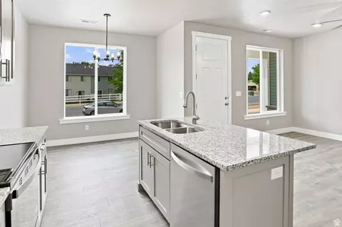 Kitchen - 821 S 270 E #5, Smithfield, UT 84335 photo 2 of 7