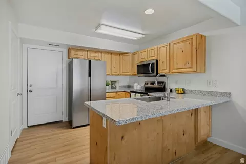 Kitchen - 403 E 475 N, Ogden, UT 84404 photo 1 of 3