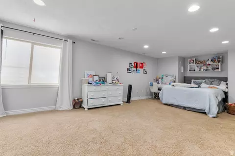 Bedroom - 236 E Summer Leaf Dr S, Draper, UT 84020 photo 4 of 7