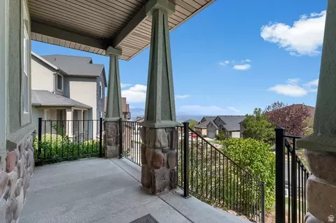 Exterior - 236 E Summer Leaf Dr S, Draper, UT 84020 photo 5 of 10