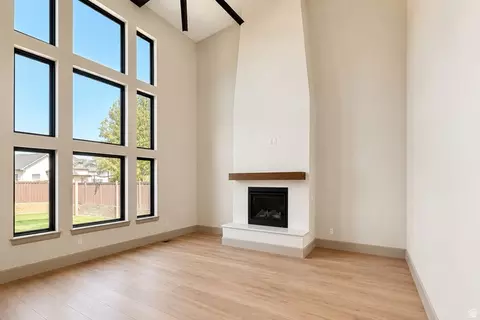 Living - 997 N 1560 E #60, Orem, UT 84097 photo 3 of 7
